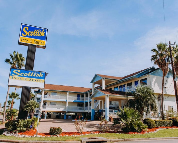 Scottish Inn & Suites - Kemah Boardwalk