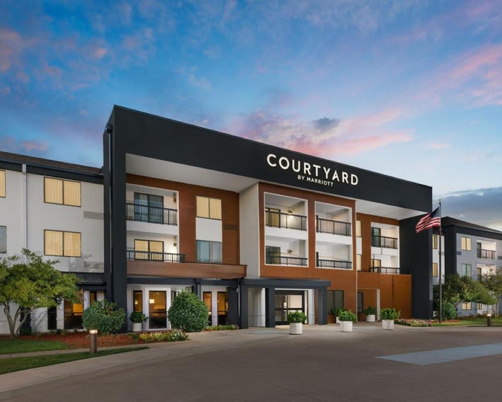 Courtyard by Marriott Dallas Lewisville