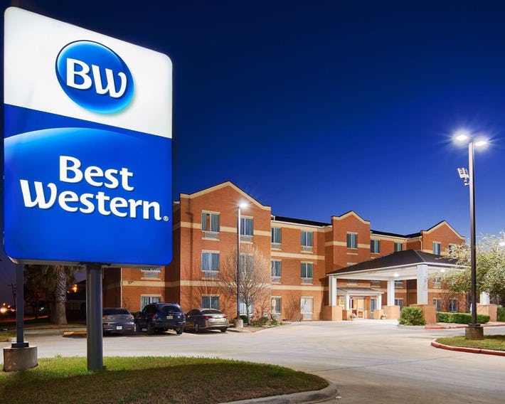 Best Western Lockhart Hotel & Suites