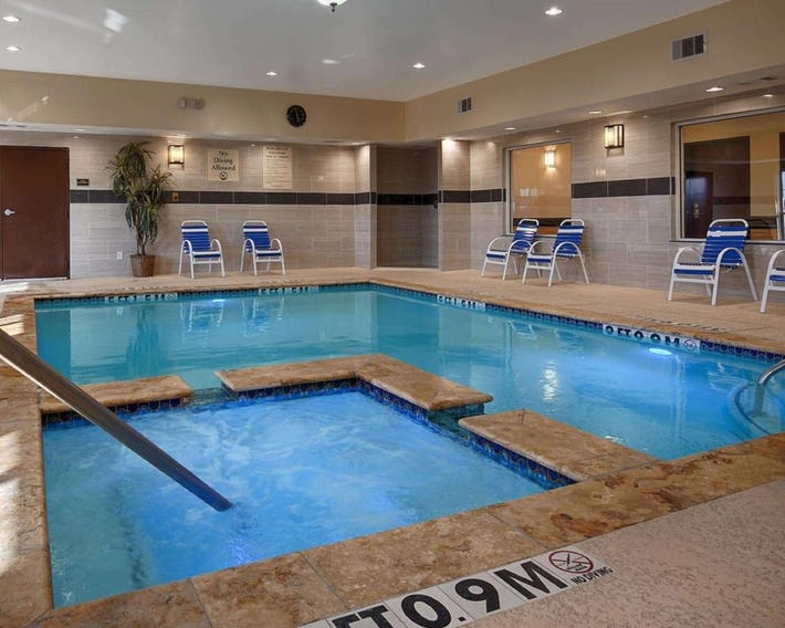 Best Western Plus Manvel Inn & Suites