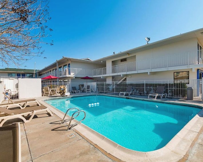 Motel 6-Mcallen, TX