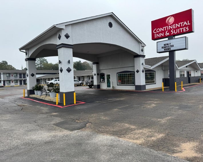 Continental Inn & Suites