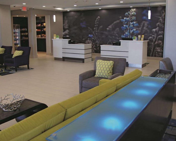 La Quinta Inn & Suites Odessa North - Sienna Tower