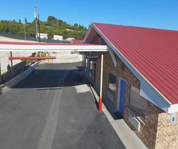 Hillcrest Inn And Suites