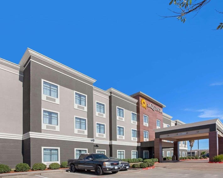 La Quinta Inn & Suites By Wyndham Houston Pasadena North