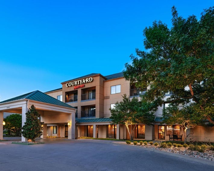 Courtyard by Marriott Dallas Plano in Legacy Park