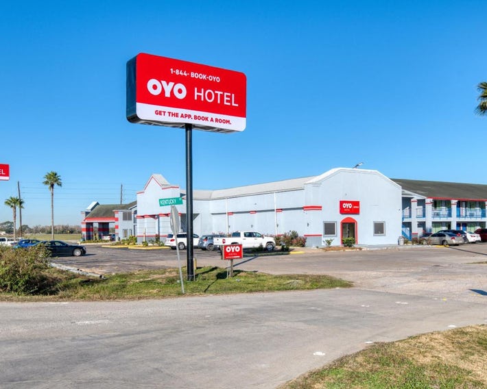 OYO Hotel Rosenberg TX I-69