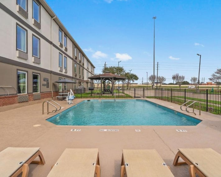 Motel 6-Rosenberg, TX