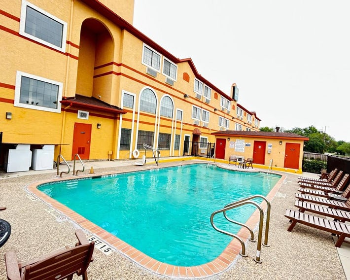 Quality Suites San Antonio