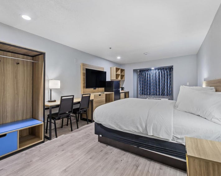 Day Inn by Wyndham San Antonio Downtown