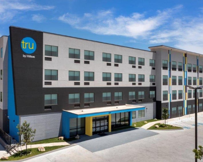 Tru by Hilton San Antonio North