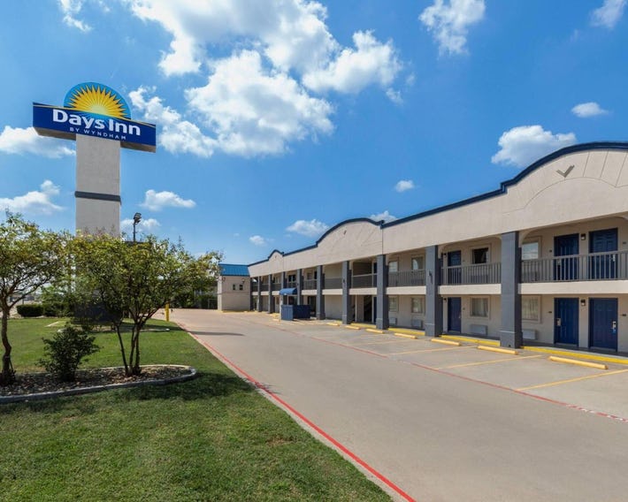 Days Inn by Wyndham Temple