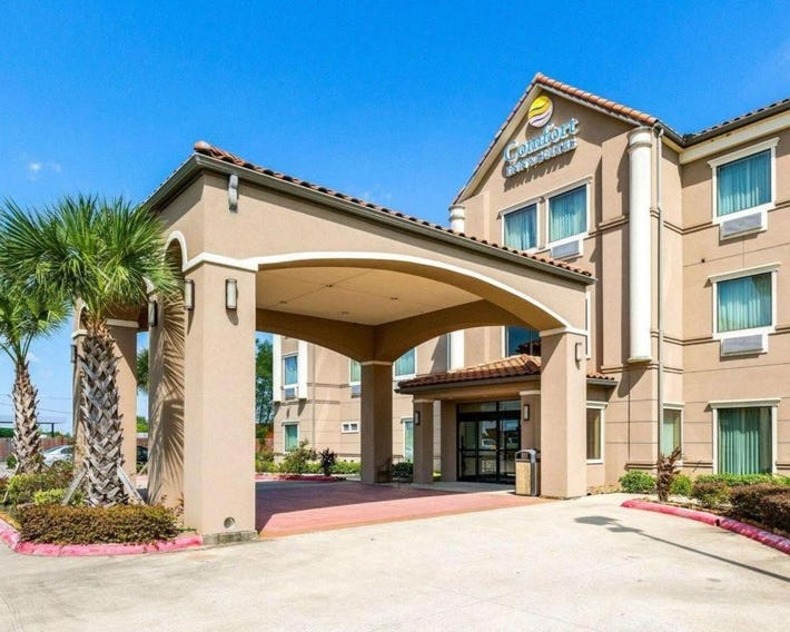 Comfort Inn & Suites Winnie