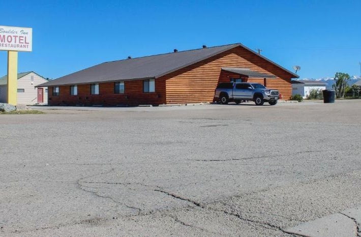Boulder Inn