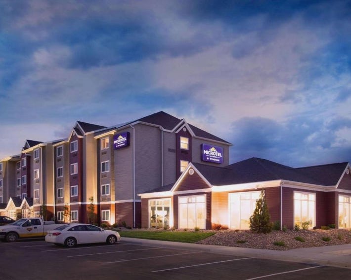 Microtel Inn & Suites by Wyndham Vernal/Naples