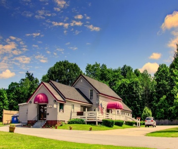 The Autumn Inn