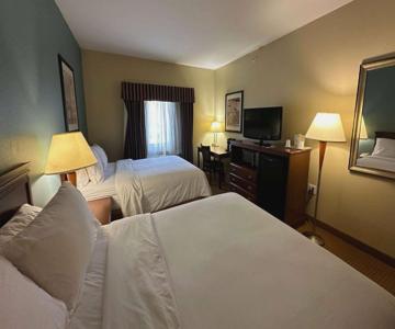 Holiday Inn Express Newell-Chester WV