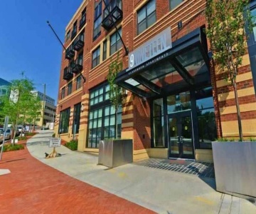 19Nineteen Clarendon