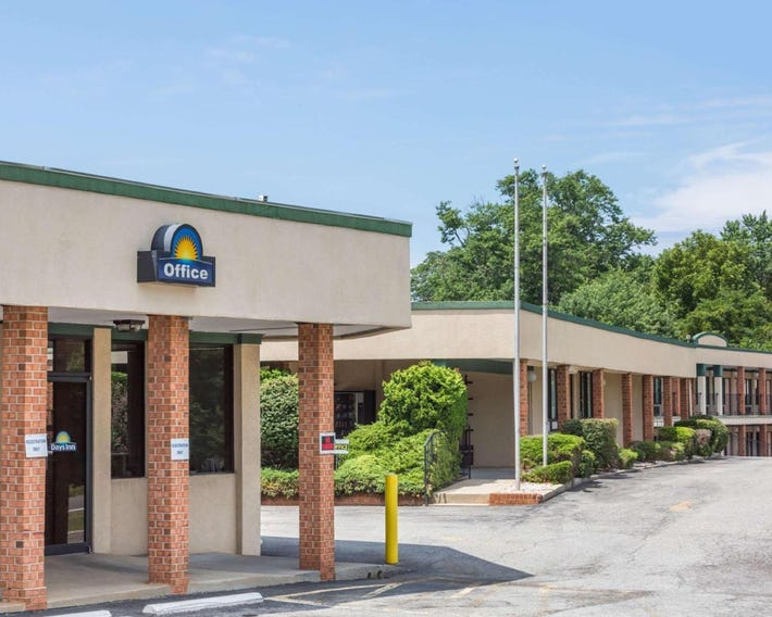 Days Inn by Wyndham Bedford