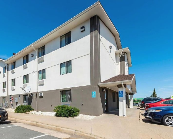 Super 8 by Wyndham Dumfries/Quantico