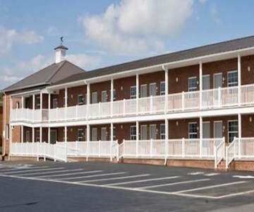Crimson Inn