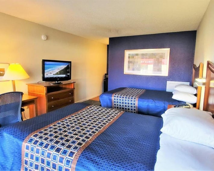 Economy 7 Inn- Newport News