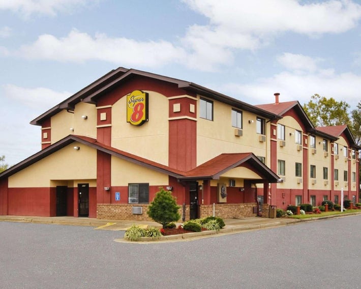 Super 8 by Wyndham Richmond Airport VA