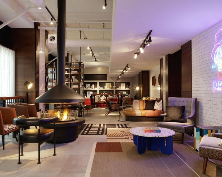 Moxy Richmond Downtown