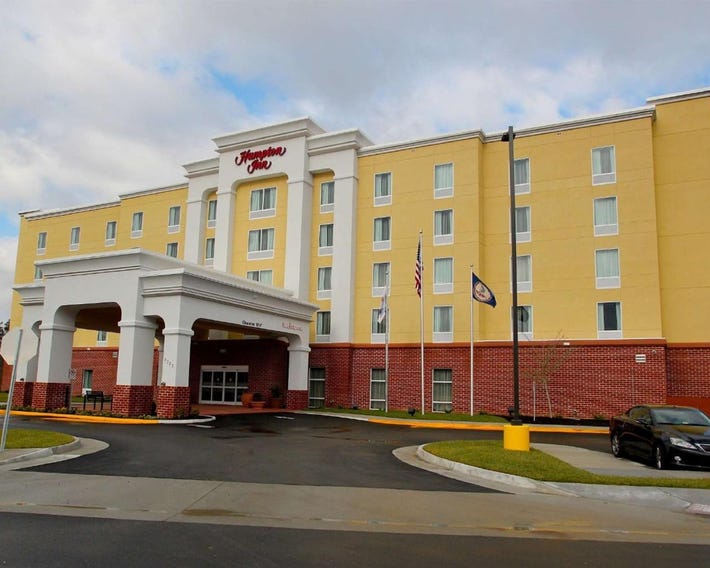 Hampton Inn- Suffolk