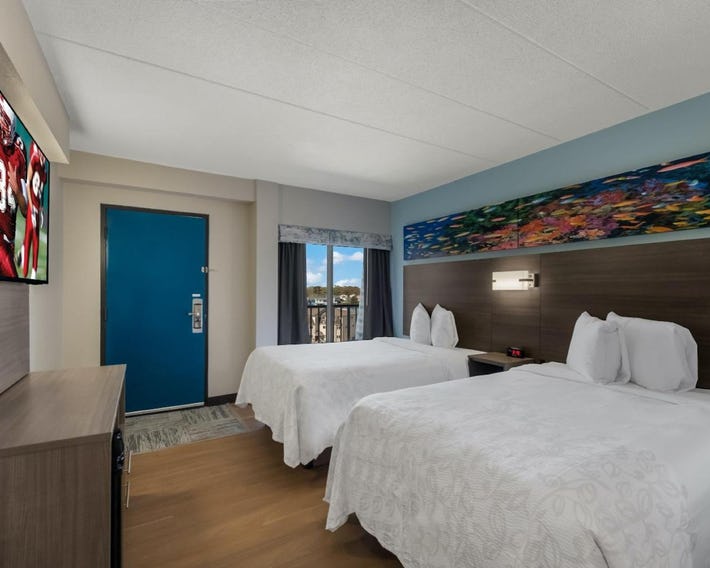 Red Roof PLUS & Suites Virginia Beach - Seaside