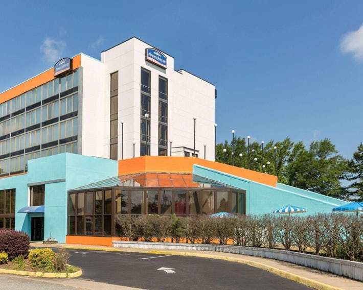 Howard Johnson by Wyndham Williamsburg