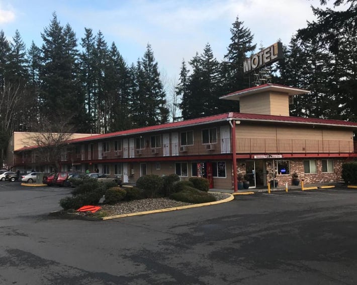 Smokey Point Motor Inn