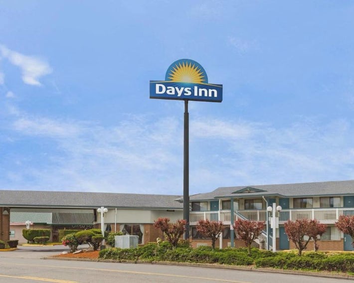 Days Inn by Wyndham Auburn