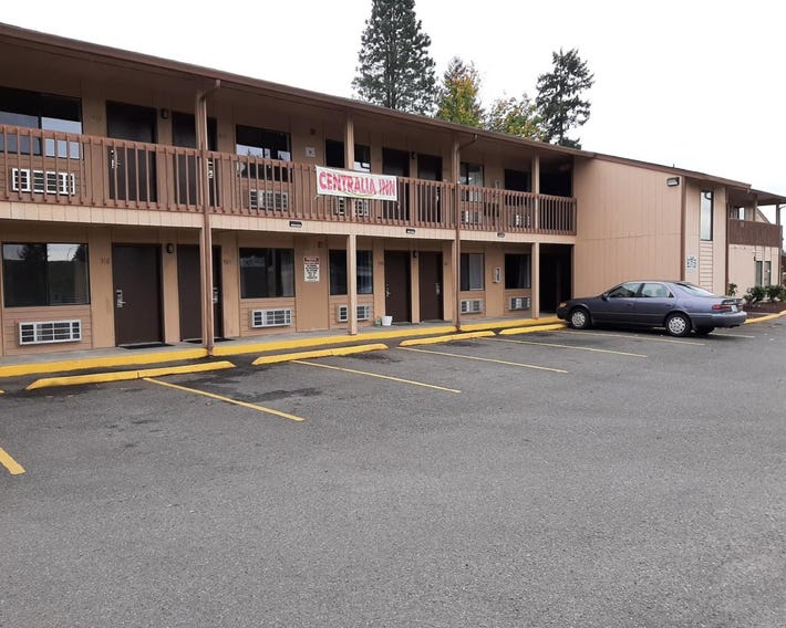Centralia Inn