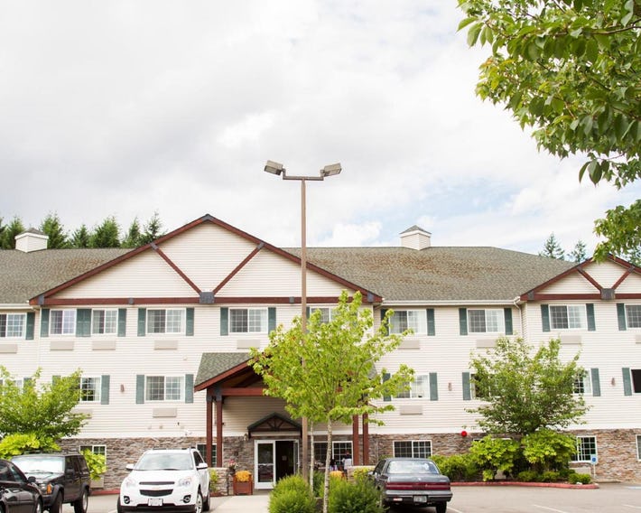 FairBridge Inn & Suites DuPont