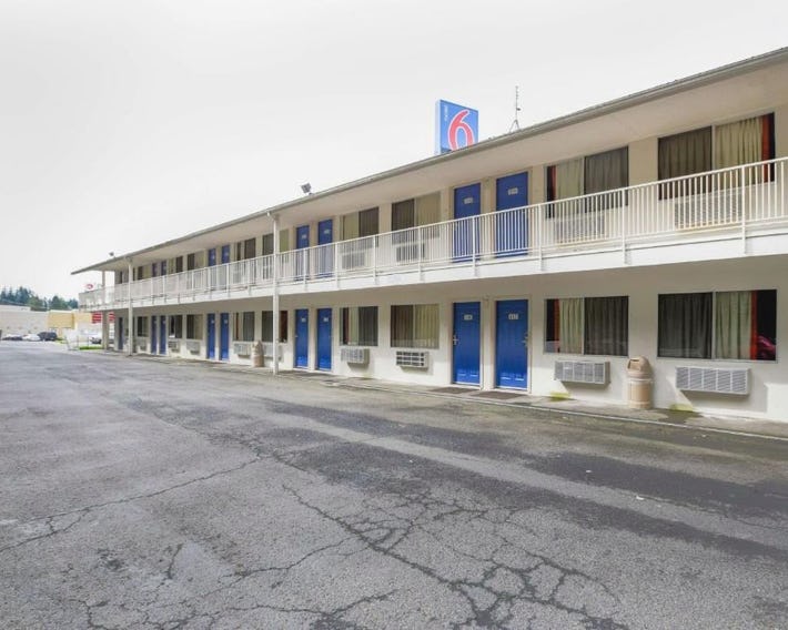 Motel 6-Kelso, WA - Mt. St. Helens