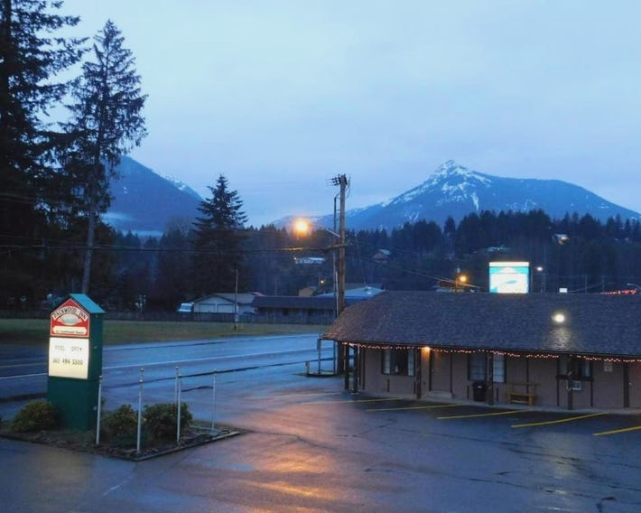 Packwood Inn