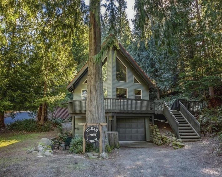 Cedar Grove Lodge | BBQ | Wifi, Hot tub, AC