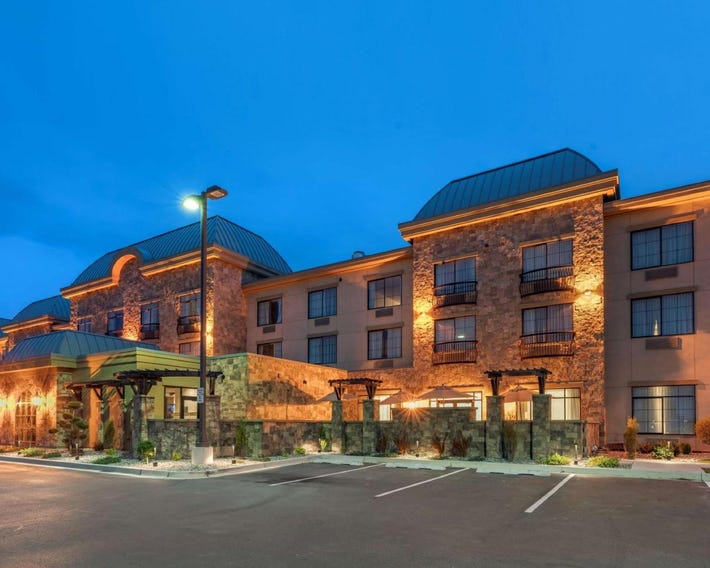 Best Western Premier Pasco Inn and Suites