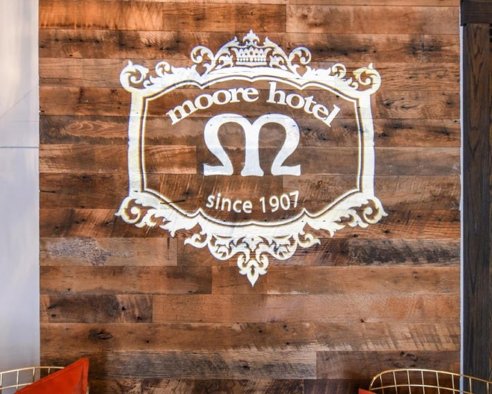Moore Hotel