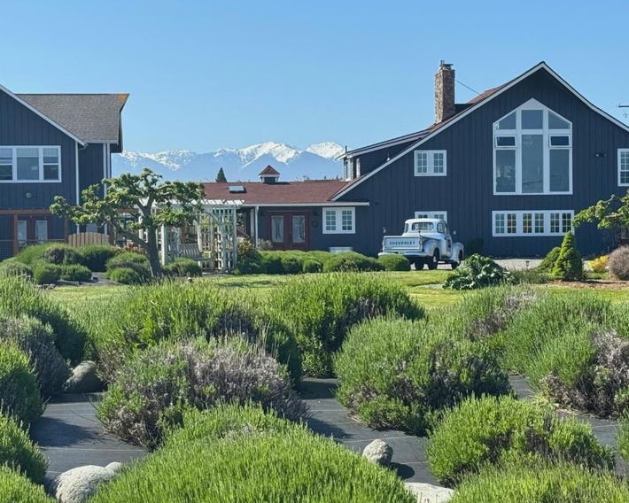 Dungeness Barn House Bed and Breakfast at Two Crows Farm