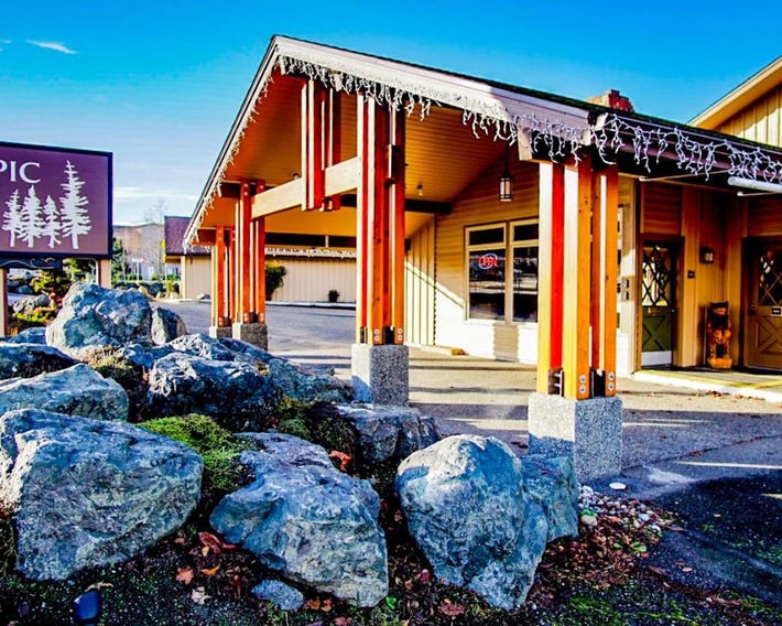 Olympic View Inn