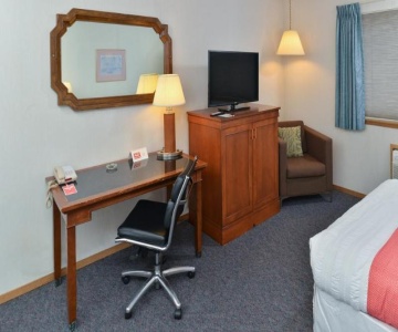 Economy Stay & Suites Tacoma