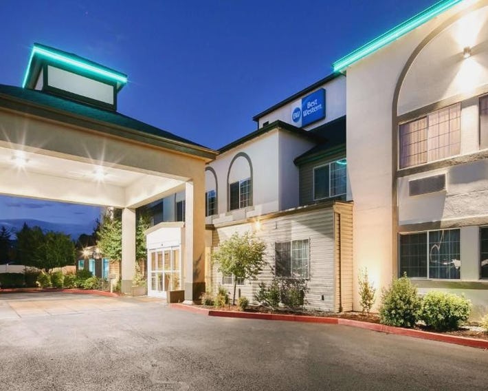 Best Western Woodland Inn
