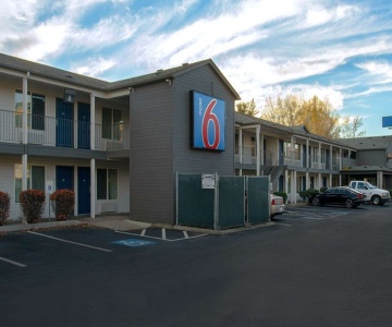 Motel 6 Yakima, WA - Downtown