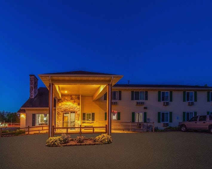Super 8 by Wyndham Berlin WI