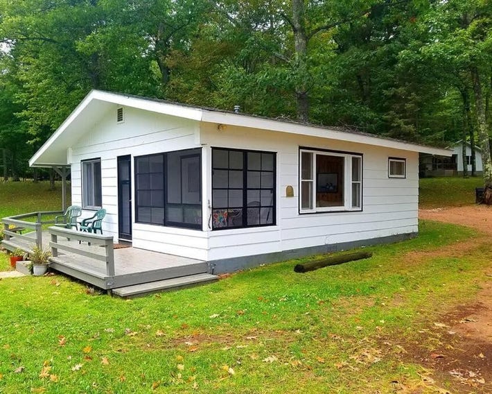 Hidden Harbor Resort - Moorings Cabin