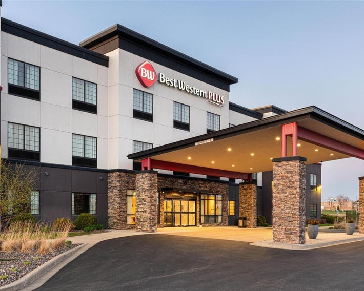 Best Western Plus New Richmond Inn & Suites