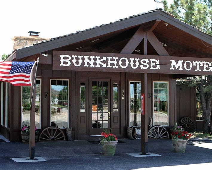 Bunkhouse Motel