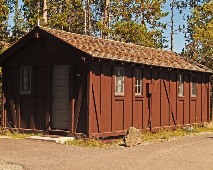 Old Faithful Lodge Cabins